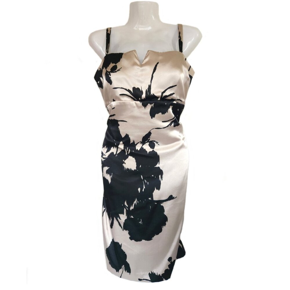 Stunning Le Chateau Creme with Black Floral Dress Size Large